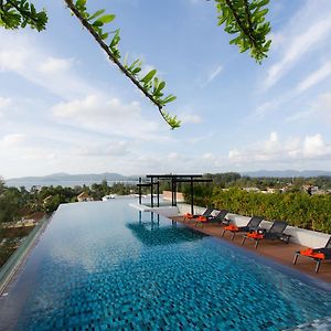 6Th Avenue Surin Beach